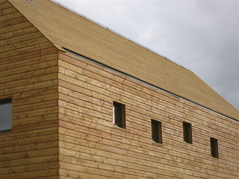 Exterior of Flower House, a state-of-the-art sustainable bespoke house build. t sustainable housing.